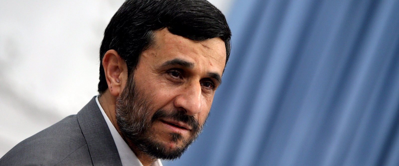 Ahmedinejad’ın yardımcısına hapis ve kırbaç cezası