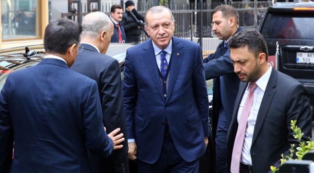Cumhurbaşkanı Erdoğan Türk-İş’i ziyaret etti
