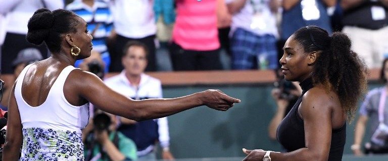 Serena Williams Indian Wells’te ablasına takıldı