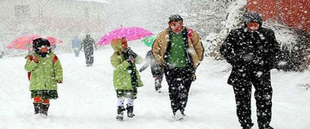 SON DAKİKA: Ankara Valisi Şahin: Kar yağışı beklentisi nedeniyle bugün Ankara’da okullar tatil edildi