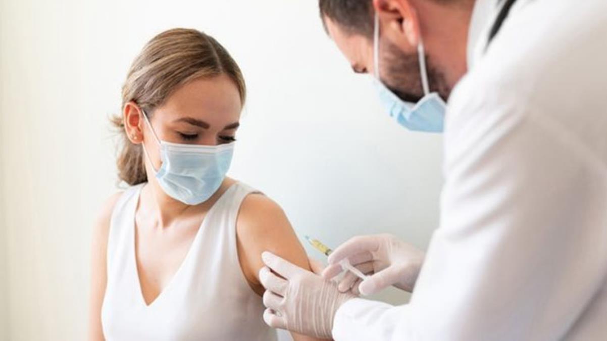 Son Dakika: Türkiye’de nüfusun yaklaşık yüzde 25’ine birinci doz aşı uygulandı