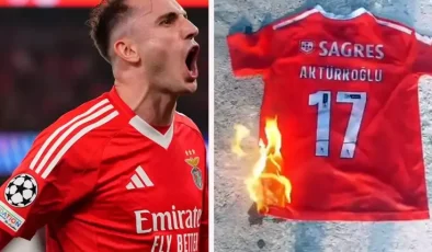Galatasaraylı taraftarlar, Kerem Aktürkoğlu’nun formasını yaktı