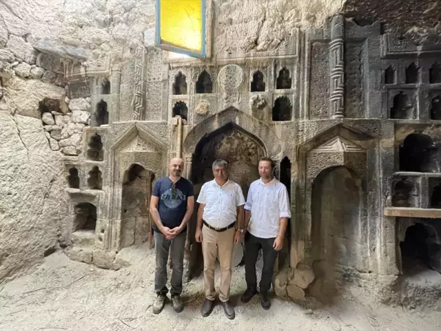 Odunluk olarak kullanılan yapı 6 asırlık ibadethane çıktı