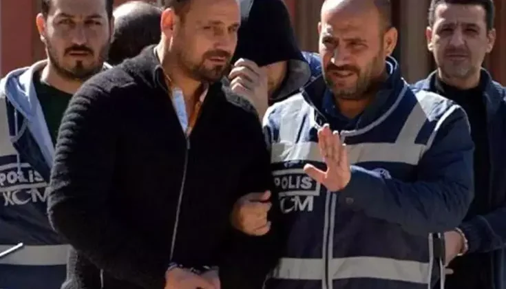 Sahte e-imza çetesinin lideri, öğrencisini başkalarının yerine sınava sokmuş